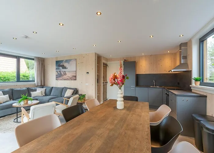 Semesterbostad Seaside With Garden Groote Keeten