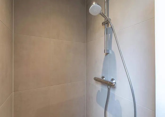 Seaside With Garden Semesterbostad