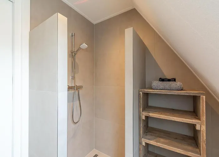 Seaside With Garden *