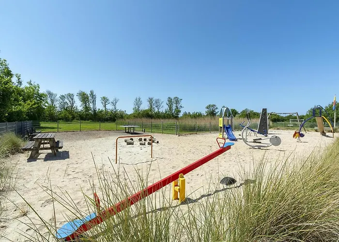 Seaside With Garden *