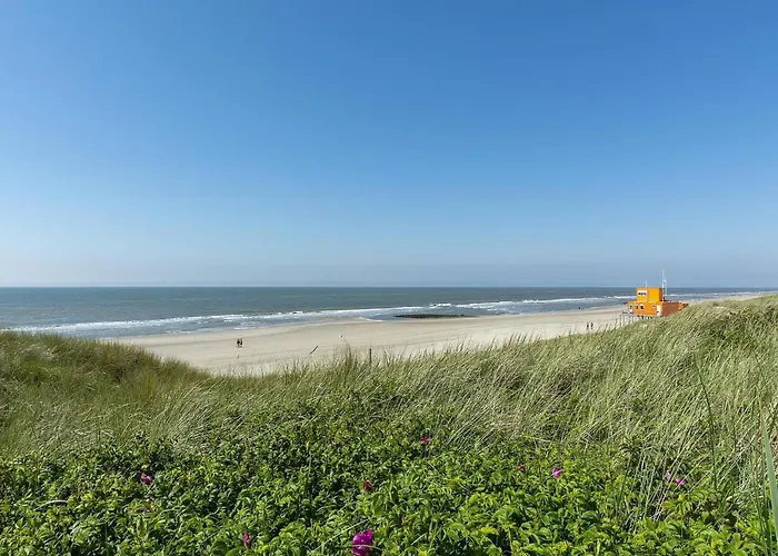 Seaside With Garden *