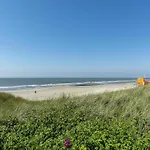 Seaside With Garden *
